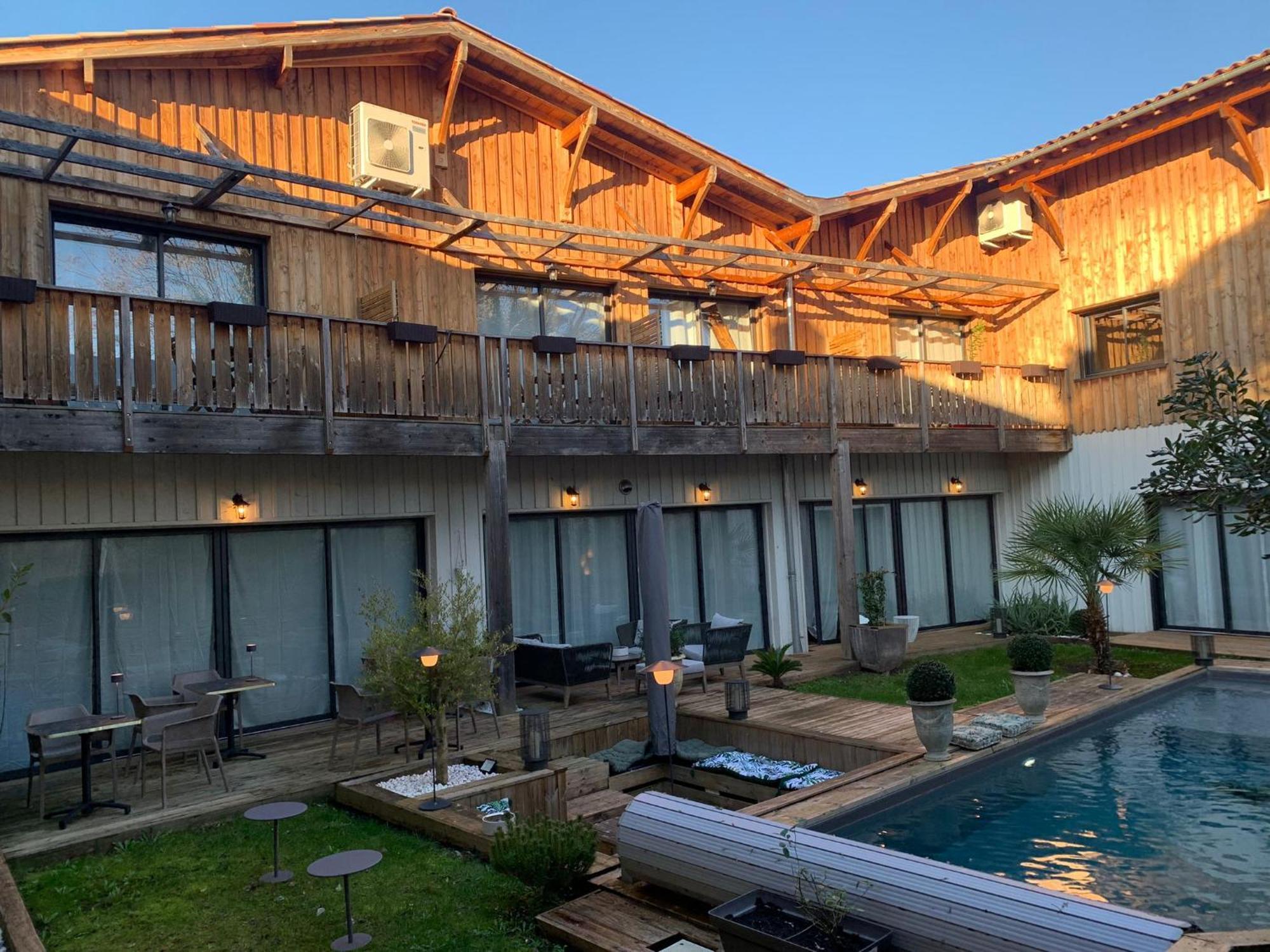 בורדו La Cabane D'Ambroise מראה חיצוני תמונה
